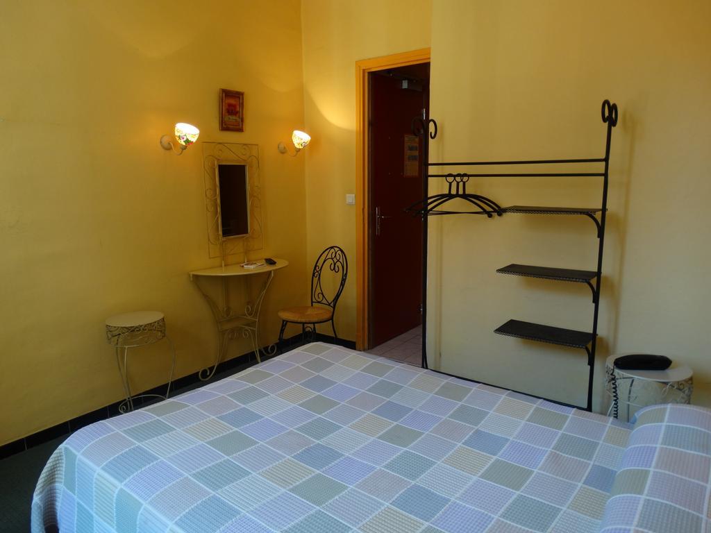 Hotel De France Béziers Szoba fotó